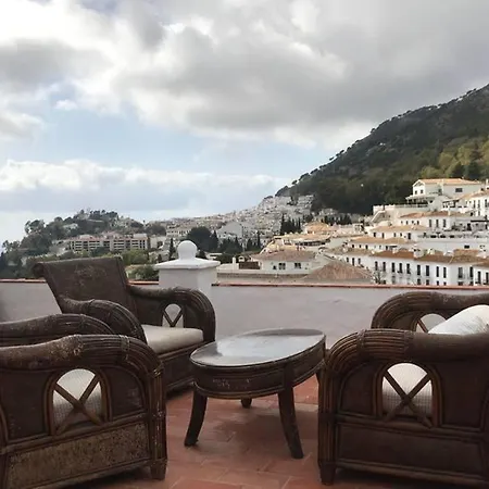 Stunning House With Private Pool And Amazing Views Holiday home *